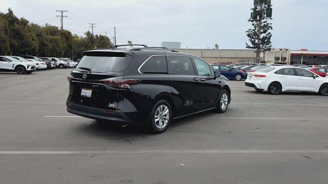 2024 Toyota Sienna XLE