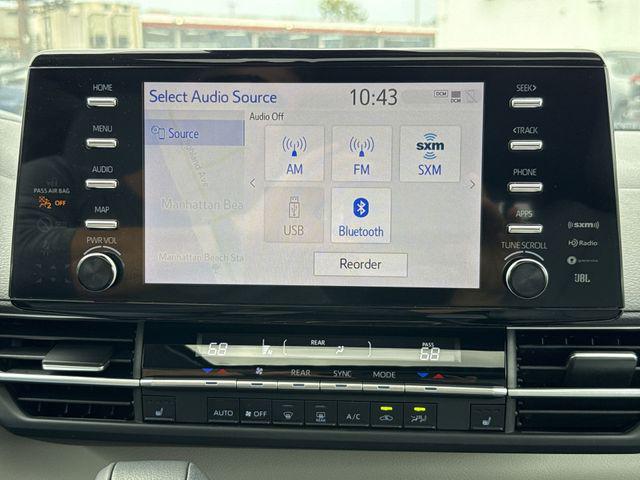 2024 Toyota Sienna XLE