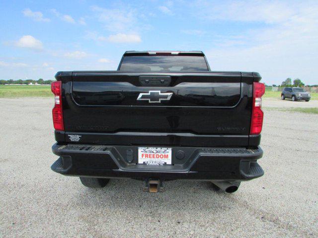 2022 Chevrolet Silverado 2500HD 4WD Crew Cab Standard Bed Custom