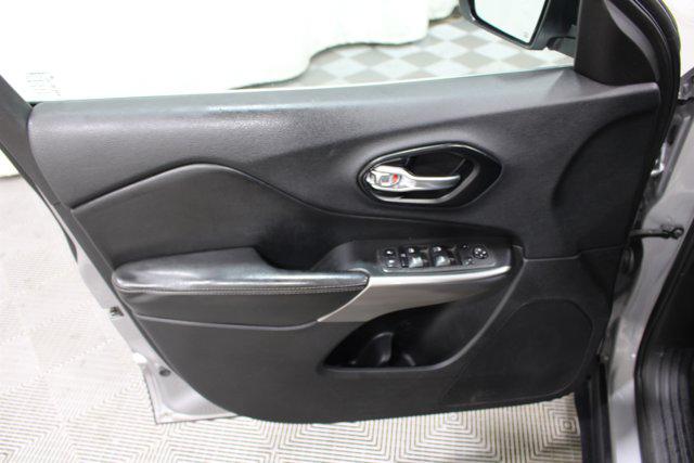2022 Jeep Cherokee Latitude Lux 4x4