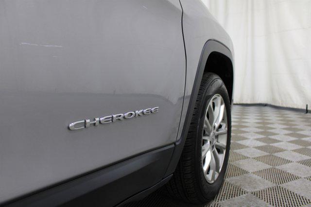 2022 Jeep Cherokee Latitude Lux 4x4