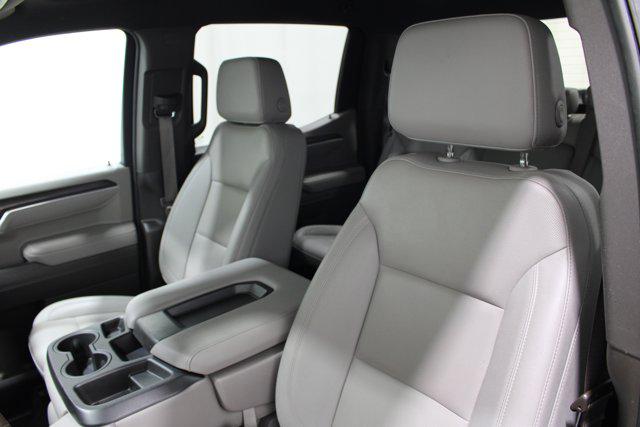 2025 GMC Sierra 1500 2WD Crew Cab Short Box SLT
