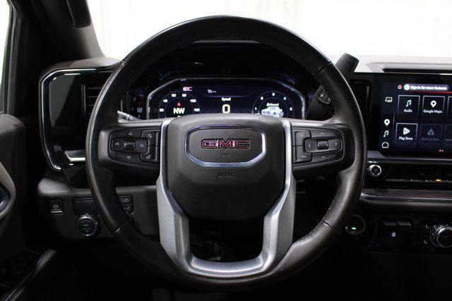 2025 GMC Sierra 1500 2WD Crew Cab Short Box SLT