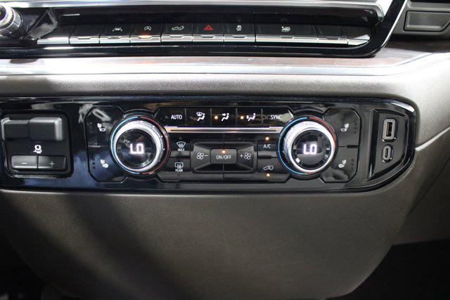 2025 GMC Sierra 1500 2WD Crew Cab Short Box SLT