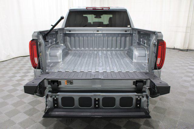 2025 GMC Sierra 1500 2WD Crew Cab Short Box SLT