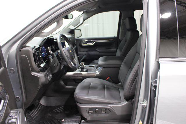 2026 Chevrolet Silverado 1500 4WD Crew Cab Short Bed LTZ
