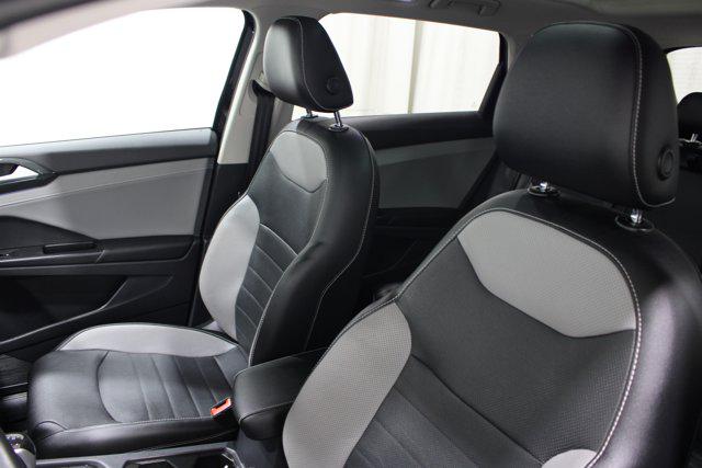 2022 Volkswagen Taos 1.5T SEL