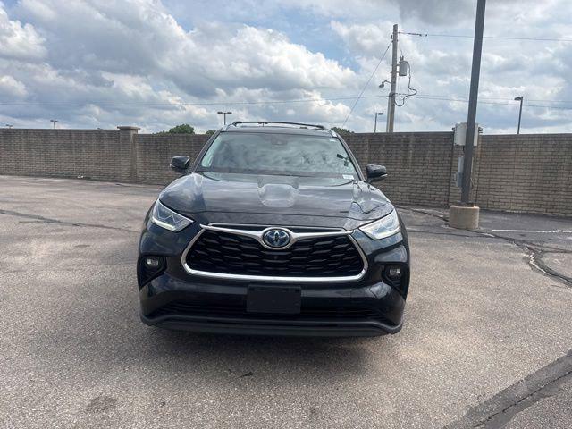 2022 Toyota Highlander Hybrid Limited