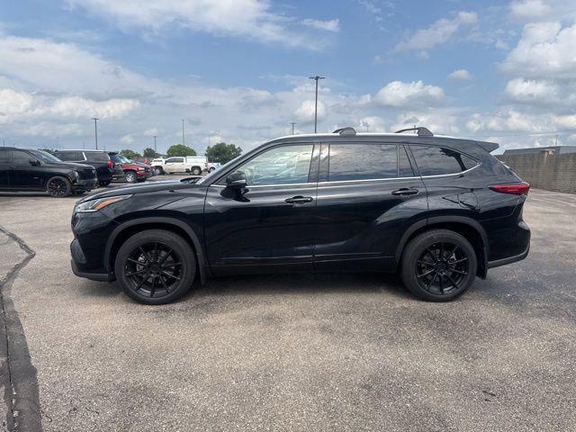 2022 Toyota Highlander Hybrid Limited