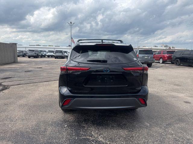 2022 Toyota Highlander Hybrid Limited