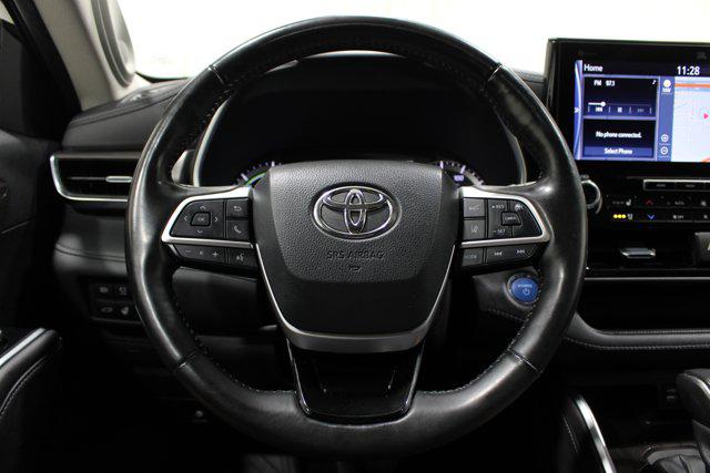 2022 Toyota Highlander Hybrid Limited