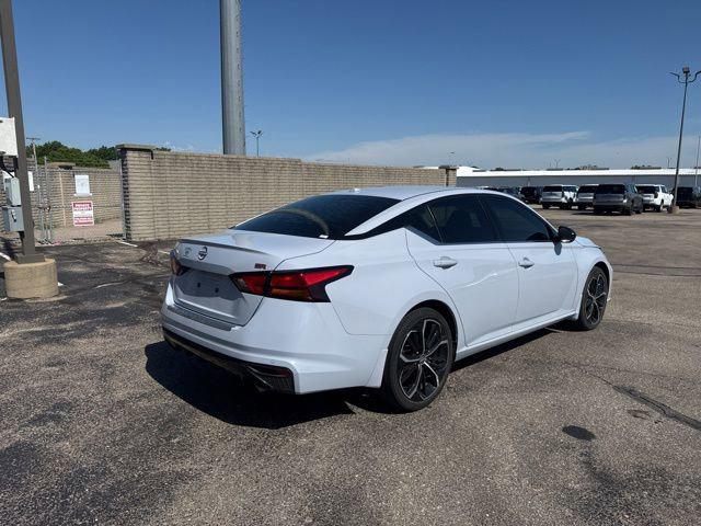 2023 Nissan Altima SR FWD