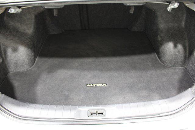 2023 Nissan Altima SR FWD