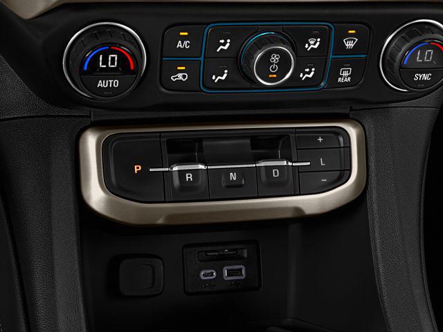 2025 GMC Acadia FWD Denali