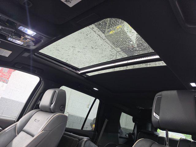 2025 Cadillac Escalade Premium Luxury