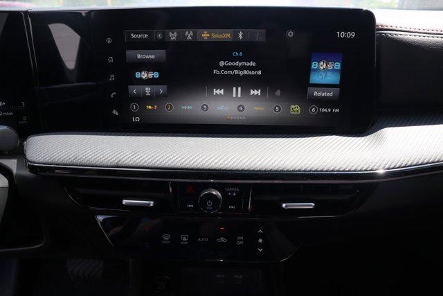 2025 Nissan Kicks SR Intelligent AWD
