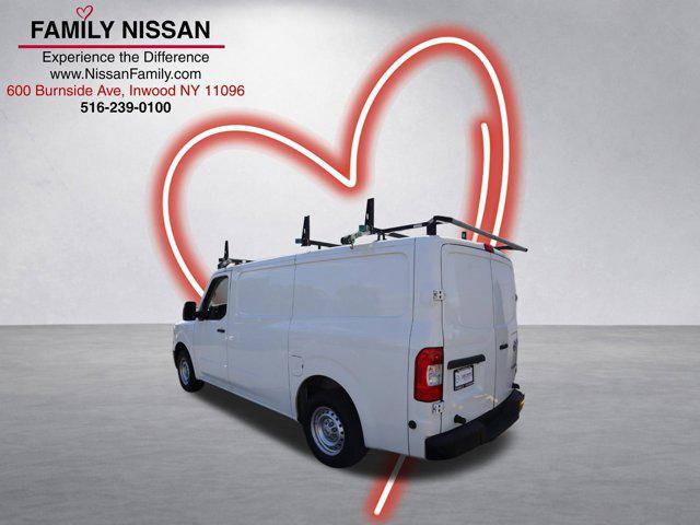 2019 Nissan 1500 S V6