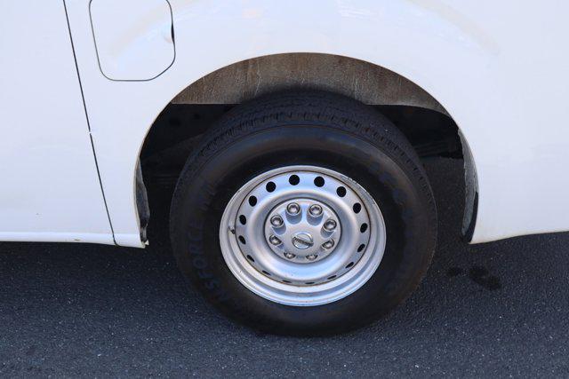 2019 Nissan 1500 S V6
