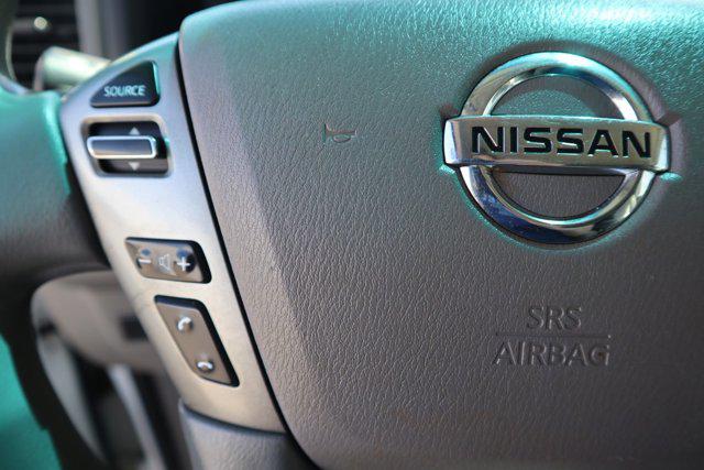 2019 Nissan 1500 S V6