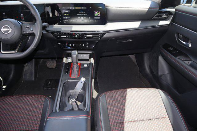 2025 Nissan Kicks SR Intelligent AWD