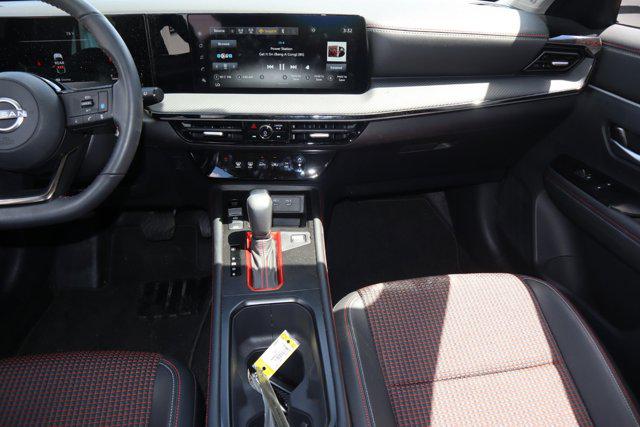 2025 Nissan Kicks SR Intelligent AWD