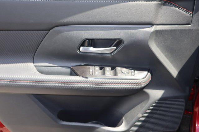 2025 Nissan Kicks SR Intelligent AWD