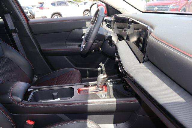 2025 Nissan Kicks SR Intelligent AWD
