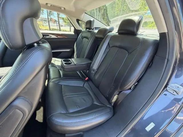 2013 Lincoln MKZ FWD