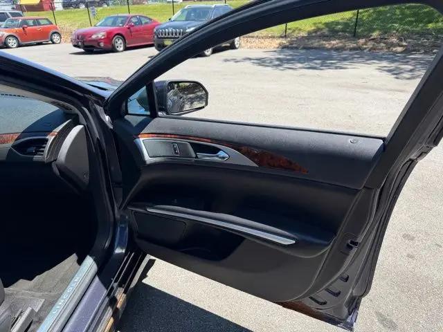 2013 Lincoln MKZ FWD