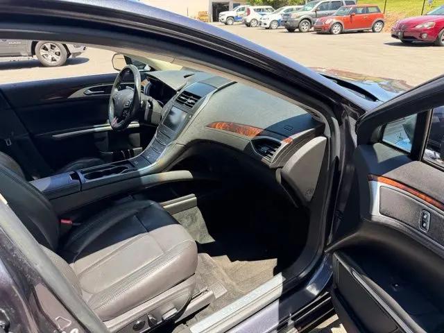 2013 Lincoln MKZ FWD