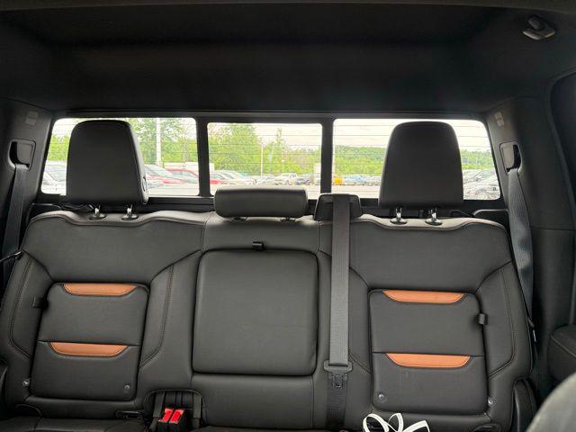 2020 GMC Sierra 1500 4WD Crew Cab Short Box AT4