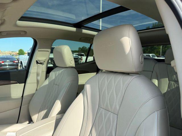 2023 Buick Envision Avenir FWD