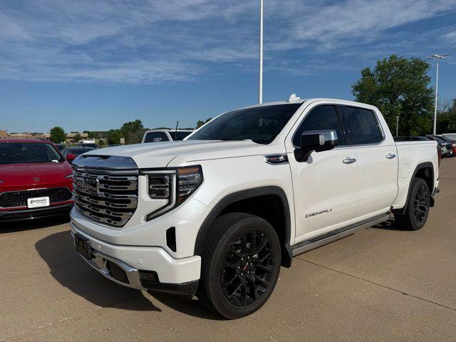 2024 GMC Sierra 1500 4WD Crew Cab Short Box Denali