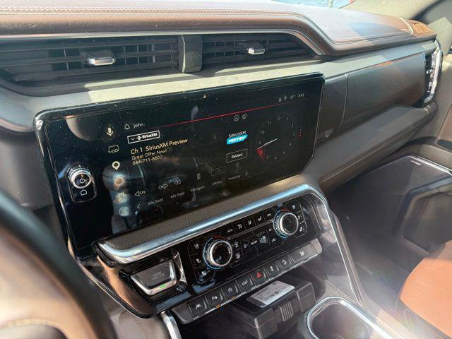 2024 GMC Sierra 1500 4WD Crew Cab Short Box Denali