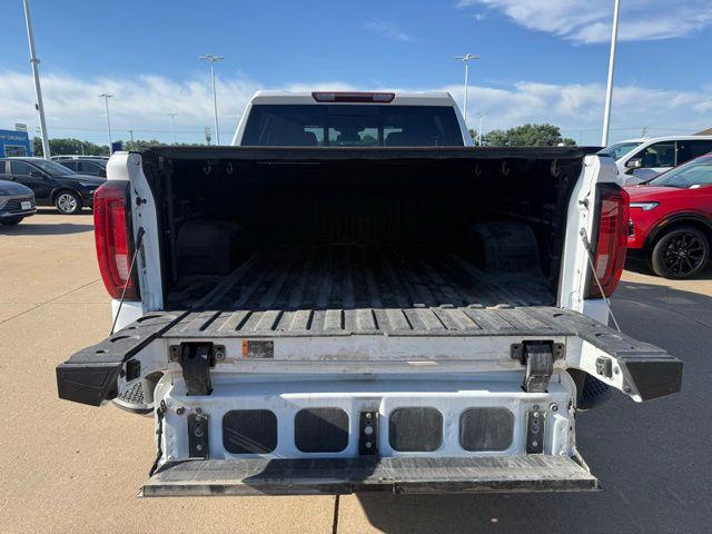 2024 GMC Sierra 1500 4WD Crew Cab Short Box SLT