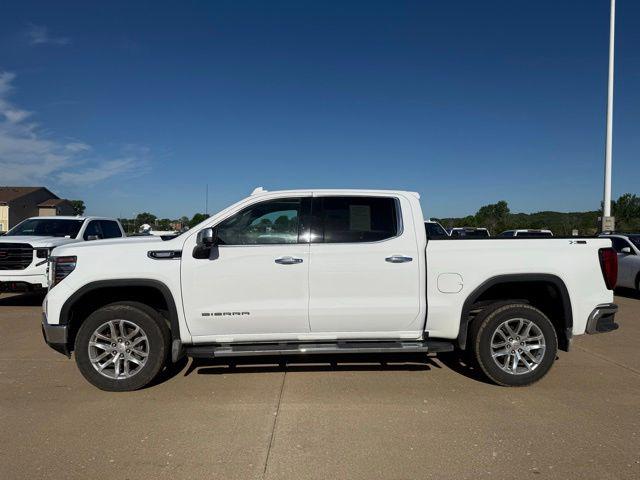 2024 GMC Sierra 1500 4WD Crew Cab Short Box SLT