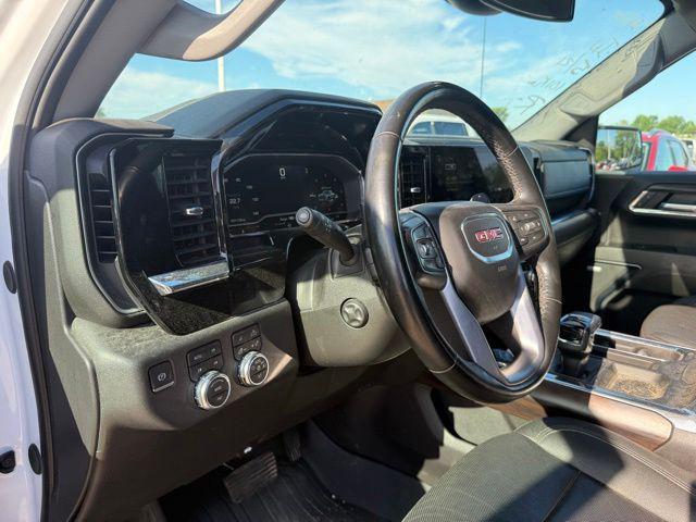2024 GMC Sierra 1500 4WD Crew Cab Short Box SLT