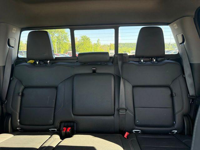 2024 GMC Sierra 1500 4WD Crew Cab Short Box SLT