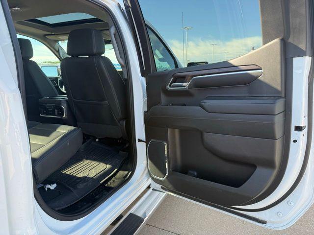 2024 GMC Sierra 1500 4WD Crew Cab Short Box SLT