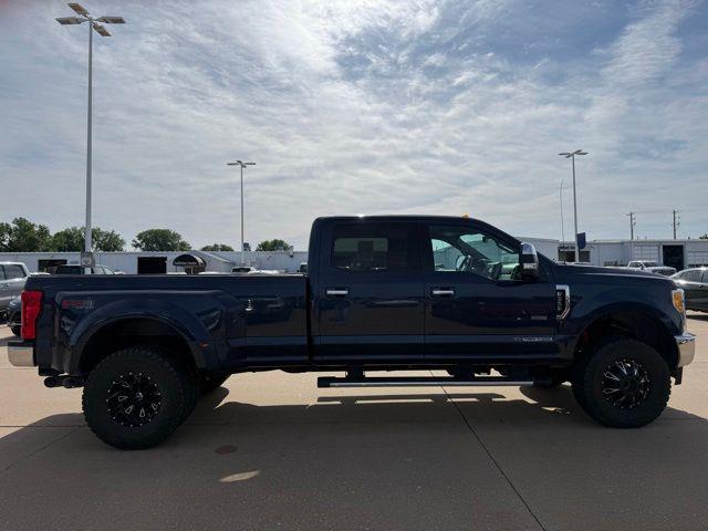 2017 Ford F-350 LARIAT