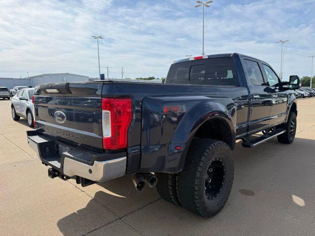 2017 Ford F-350 LARIAT