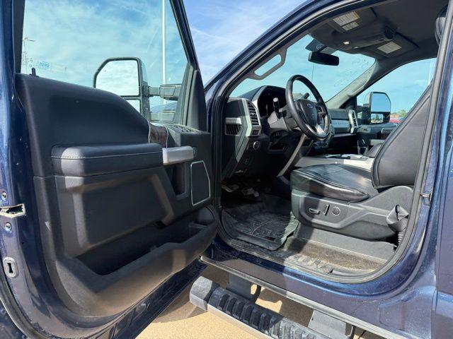 2017 Ford F-350 LARIAT