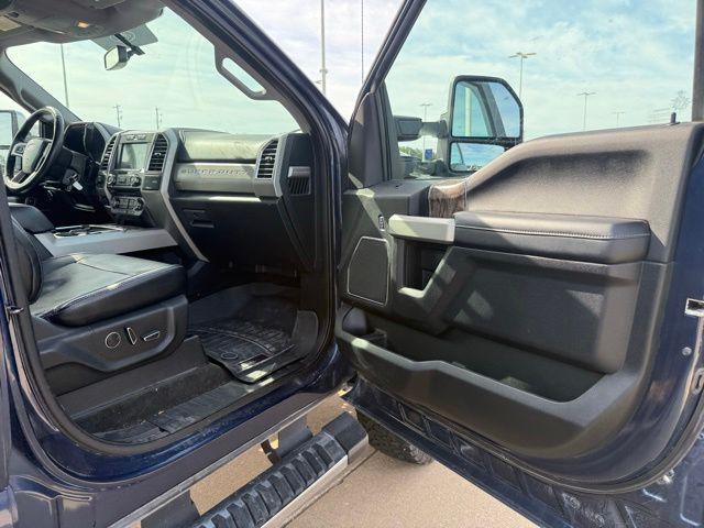 2017 Ford F-350 LARIAT