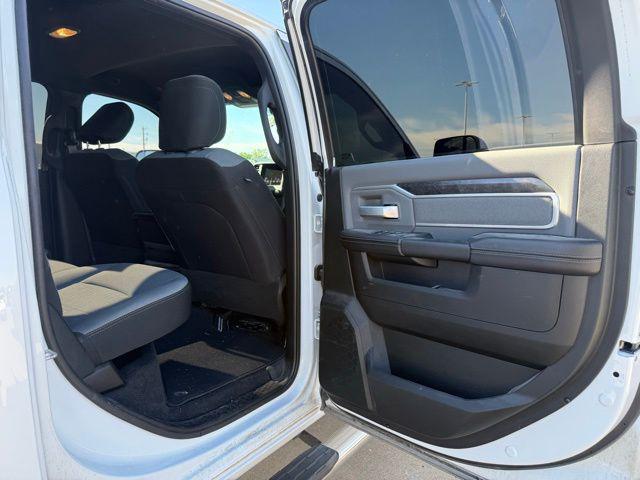 2022 Ram 2500 Big Horn Crew Cab 4x4 6'4" Box