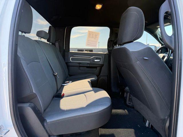 2022 Ram 2500 Big Horn Crew Cab 4x4 6'4" Box