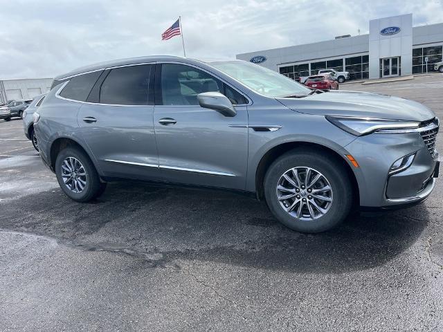 2023 Buick Enclave Essence AWD