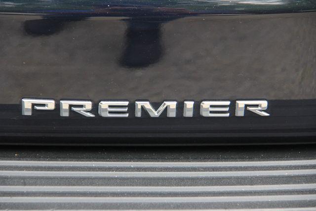 2023 Chevrolet Suburban 4WD Premier