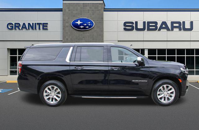 2023 Chevrolet Suburban 4WD Premier