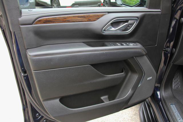 2023 Chevrolet Suburban 4WD Premier