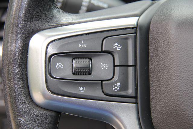 2023 Chevrolet Suburban 4WD Premier